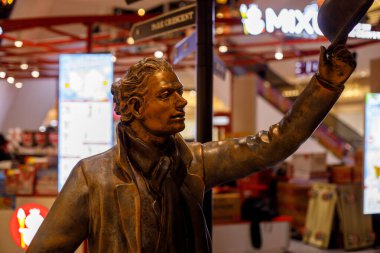 pattaya, Tayland. 03.21.2025. Terminal 21 alışveriş merkezi ve detayları