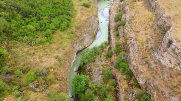 Top View Του Ποταμού Aksu Aksu Zhabagly Αποθεματικό Της Φύσης — Αρχείο Βίντεο