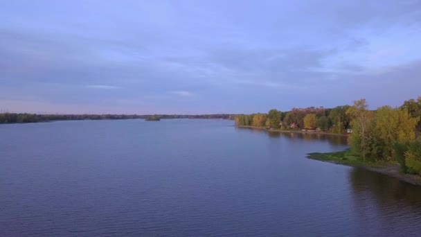 Thousand Island Nehrinin Üzerinden Geçen Hava Manzarası — Stok video