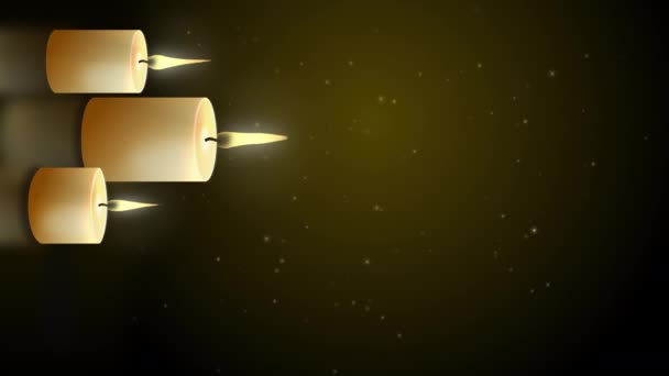垂直ビデオ 燃える火花で暗い背景に輝く3つのワックスキャンドル ループビデオアニメーション — ストック動画