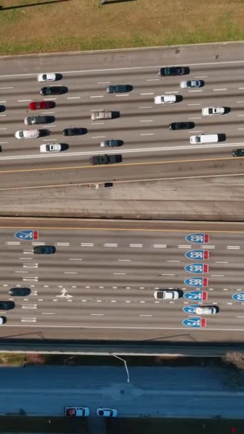 Trafic Automobile Sur Autoroute Voies Multiples Atlanta Interstate Géorgie Survol — Video