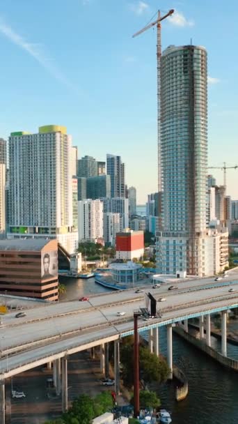 Miami Florida Usa Januari 2024 Flygfoto Interstate Väg Med Bro — Stockvideo
