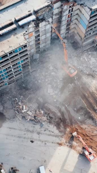 Aerial View Excavators Dismantle Concrete Structures Building Powerful Claw Excavator — Stock Video