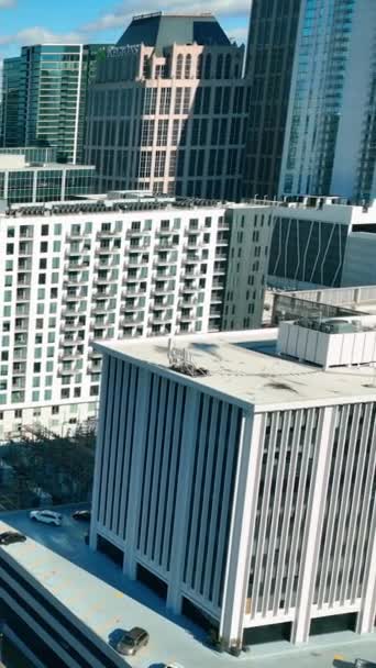 Atlanta Georgia Usa Januari 2024 Höghöjdsskyskrapor Vit Betong Stadens Centrum — Stockvideo