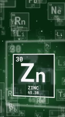 Periyodik tablodaki çinko sembolü kimyasal element. Yeşil arkaplanda üç boyutlu döngü canlandırma simgesi. Dikey video.