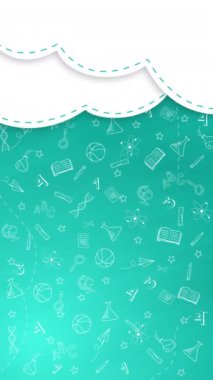 Okulun karalama simgeleriyle yeşil arkaplan ve beyaz bulutların çerçevesi. Uzayı kopyala Dikey video.