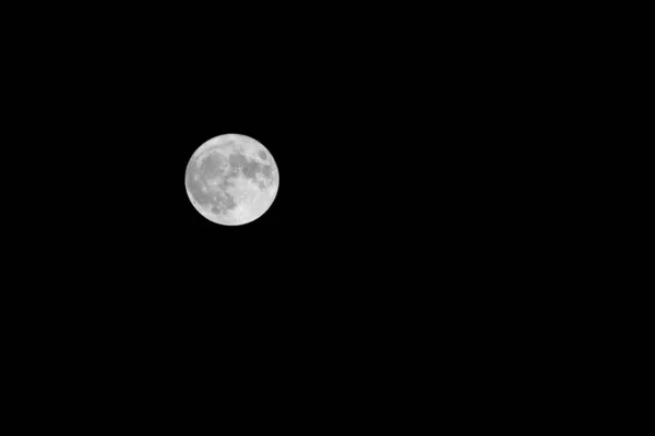 Silver Повний Місяць Чорному Небі Зірок Вночі — стокове фото