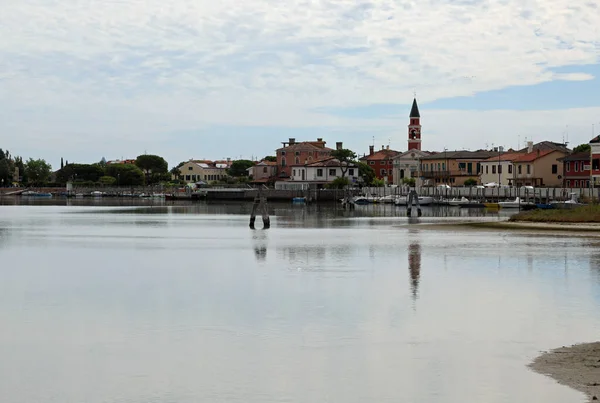 Venetsian Laguuni Kellotorni Cavallino Kaupungissa Italiassa Venetsian Lähellä — kuvapankkivalokuva