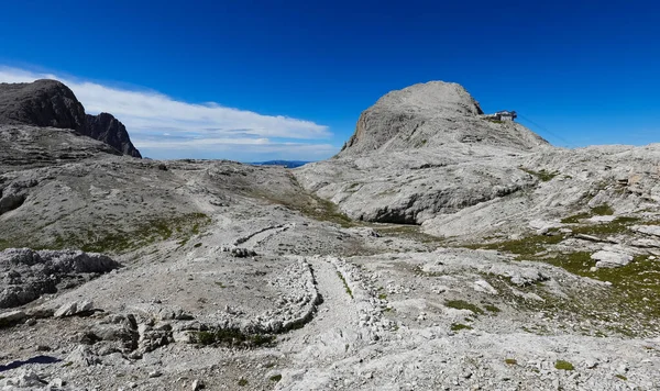 Panorama Los Alpes Italianos Con Refugio Alpino Llamado Rifugio Rosetta —  Fotos de Stock