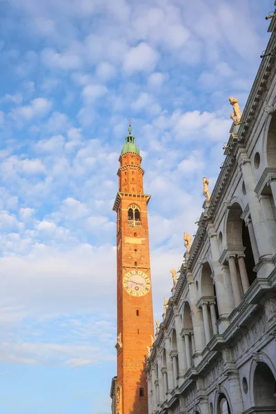 Αρχαίος Πύργος Του Vicenza City Στην Περιοχή Veneto Της Ιταλίας — Φωτογραφία Αρχείου
