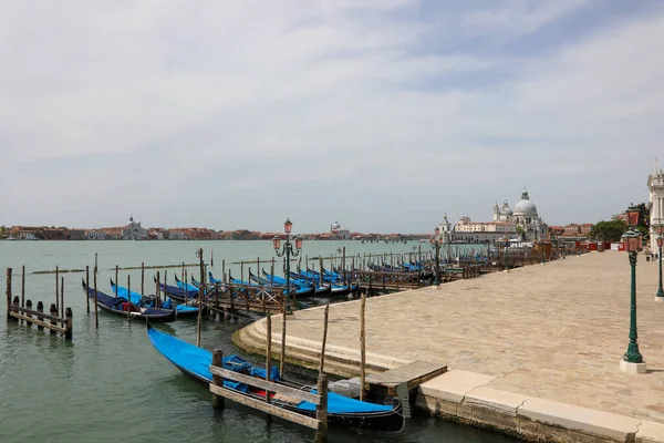 Gondel Boten Zonder Mensen Venetië Noord Italië Tijdens Lockdown — Stockfoto