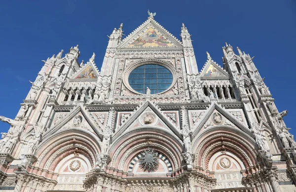 Кафедральный Собор Сиены Тоскане — стоковое фото