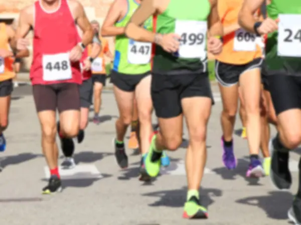 Intencionalmente Fora Grupo Focal Pessoas Corre Cidade Durante Footrace — Fotografia de Stock