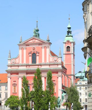 Ljubljana 'nın başkenti Slovenya' daki Kızıl Fransisken Kilisesi