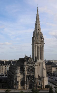 Saint-Pierre Kilisesi Normandiya 'da Caen' in merkezindeki Saint-Pierre Kilisesi Aziz Peter 'e adanmıştır.