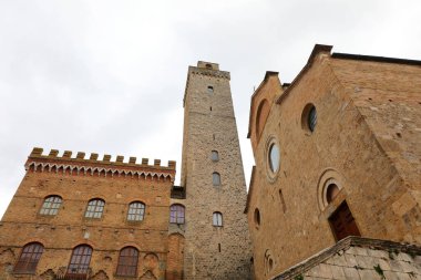 Orta İtalya 'nın Toskana Bölgesindeki SAN GIMIGNANO antik ortaçağ kulesi
