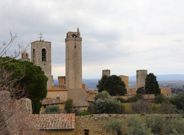 Orta İtalya 'nın Toskana Bölgesindeki SAN GIMIGNANO antik ortaçağ kulesi