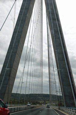 Le Havre, H, Fransa - 21 Ağustos 2022: Normandiya Köprüsü ayrıca Pont de Normandie olarak da bilinir.