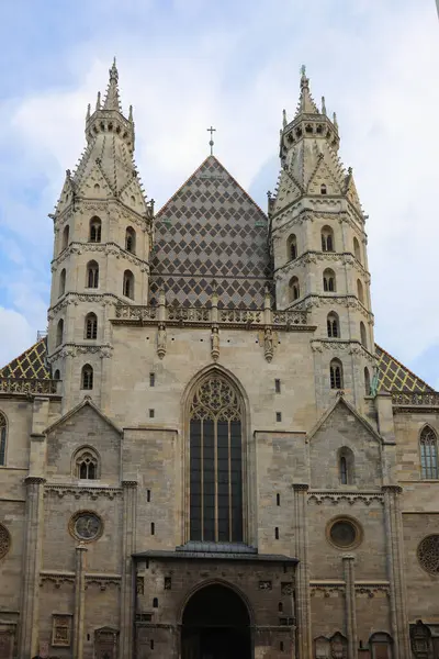 Viyana, WIEN, Avusturya - 23 Ağustos 2023: St.Stephens Katedrali Stephansdom olarak da bilinir.