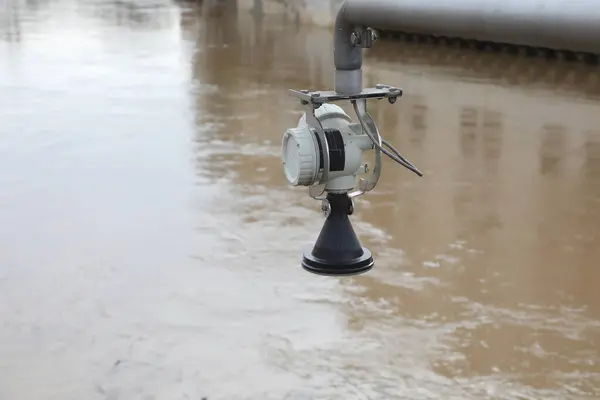 Sonda hidrométrica ultrasónica para medición del nivel del agua del río ...