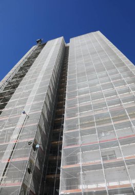 Enerji tasarruflu apartman inşaatı maliyet tasarrufu için izolasyon panelleri ile