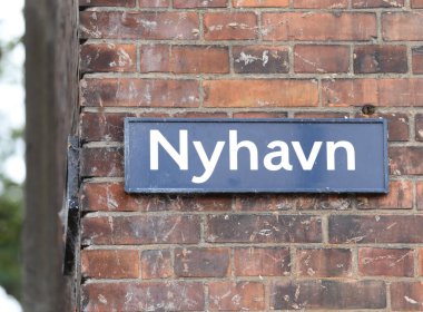Danimarka NYHAVN 'da yeni liman anlamına gelen metin Danimarka' nın Kopenhag bölgesidir ve çok ünlü renkli evleri vardır.