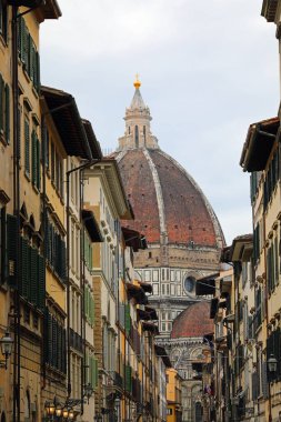 Brunelleschi 'nin Büyük Kubbesi ve Orta İtalya' nın FLORENCE şehrinde Altın Küre
