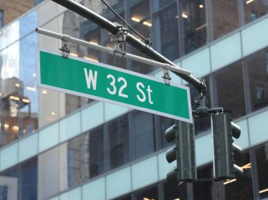 Trafik işareti sokak işareti Batı 32. Cadde New York City ABD