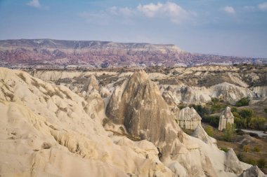 Aşk Vadisi 'nin panoramik manzarasının fotoğrafı