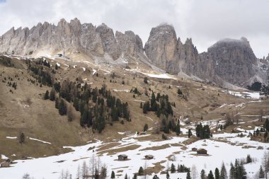 Selva di Val Gardena Dağlarının Fotoğrafı