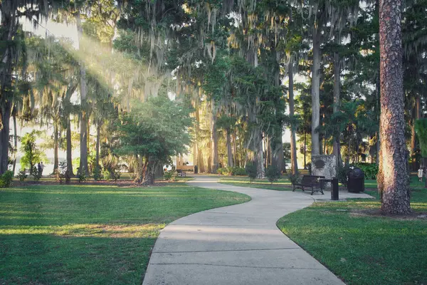 Florida, Winterpark 'taki Kraft Azalea Garden' ın fotoğrafı. 29 Ekim 2023 'te çekildi..
