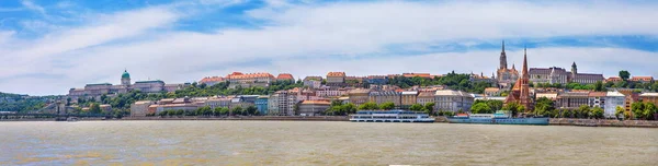 Panoramautsikt Över Gamla Budapest Vid Floden Donau Ungern — Stockfoto