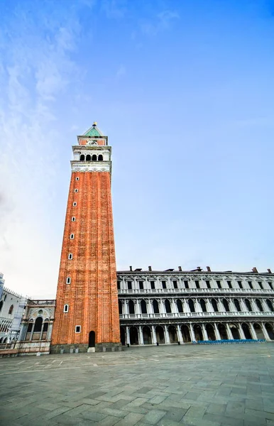 Turm Auf Dem Markusplatz Venedig Italien — Stockfoto