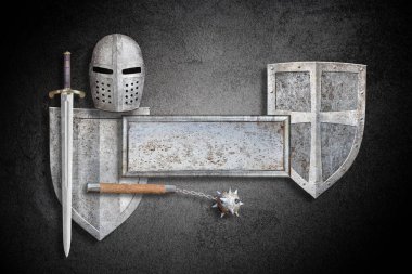 Paslı metal afiş, şövalye kalkanı, kılıç miğferi ve arka planda zincir topuzu.