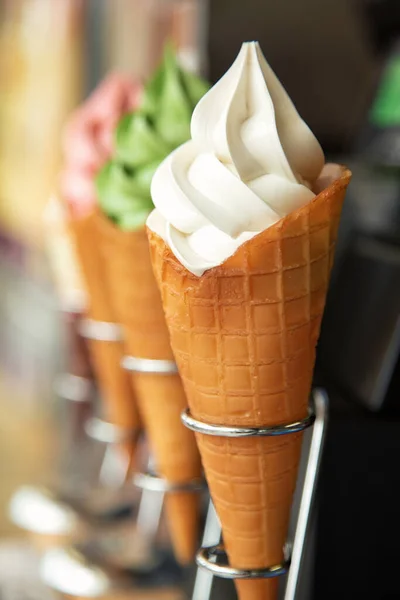 Delicious Ice Cream Cones Row Vanilla Matcha Strawberry Flavour — Stock Photo, Image
