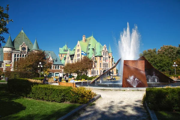 Quebec Kanada Október 2016 Modern Szökőkút Létre Charles Daudelin Előtt — Stock Fotó