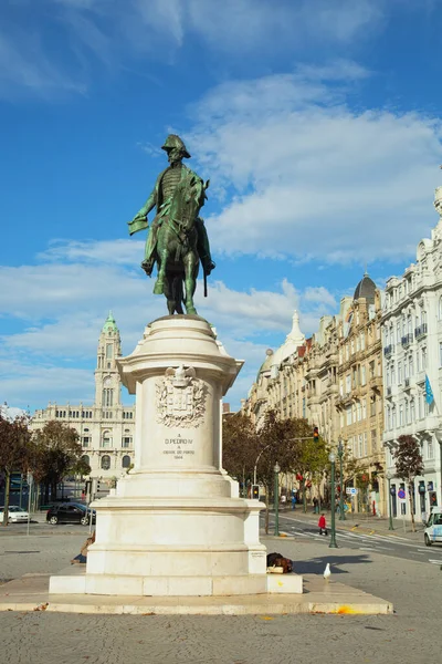 Pomnik Króla Pedro Jego Koniu Znajduje Się Placu Liberdade Porto — Zdjęcie stockowe