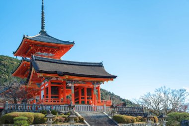 Kiyomizu-dera Tapınağı 'nın en güzel manzarası Japonya' nın Kyoto kentindeki popüler bir turizm merkezidir..