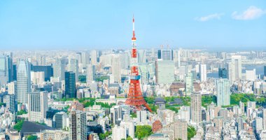  Tokyo şehir parkındaki turistik yerler, Asya iş konsepti imajı, Japonya 'daki panoramik modern şehir manzarası.  