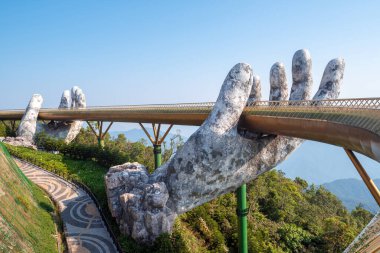 The most beautiful Viewpoint golden Bridge in da nang,vietnam