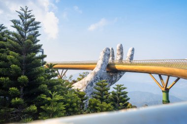 The most beautiful Viewpoint golden Bridge in da nang,vietnam