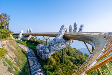 Da nang, VİETNAM - Mayıs 03: Hill İstasyonu ve tatil köyü Da Nang şehrinin batısındaki dağlarda yer almaktadır..