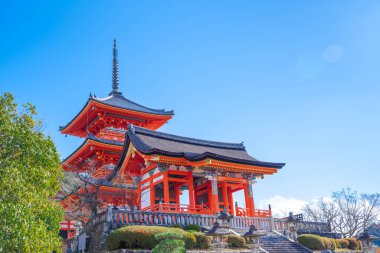 Kiyomizu-dera 'nın en güzel bakış açısı Japonya' nın Kyoto kentinde popüler bir turizm merkezidir..