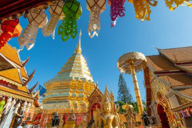 Chiang Mai, Tayland 'daki Budist tapınağı Doi Suthep' in en güzel bakış açısı. 
