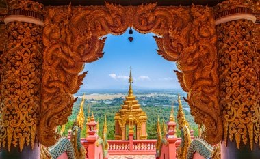 Lampang, Tayland 'daki en güzel Viewpoint Wat Phra Doi Phra Chan Budist tapınağı. 