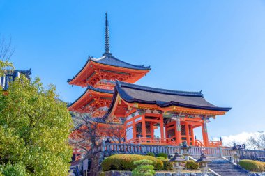Kiyomizu-dera 'nın en güzel bakış açısı Japonya' nın Kyoto kentinde popüler bir turizm merkezidir..