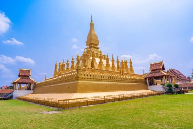 Vientiane, Laos 'taki Pha That Luang Tapınağı' nın en güzel bakış açısı mimarisi.