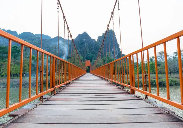 Vientiane, Laos 'taki Pha That Luang Tapınağı' nın en güzel bakış açısı mimarisi.