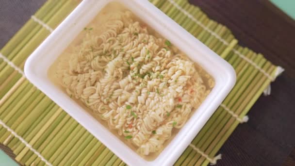 Versatility Instant Noodles Different Toppings Seasonings Being Added Make Dish — Vídeo de Stock