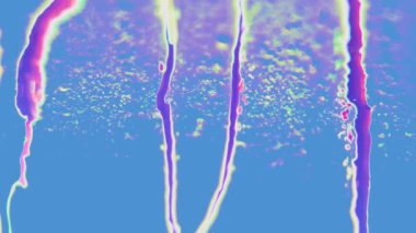 Bu büyüleyici videoyla canlı renklerin dünyasına adım atın, beyaz boya üzerinde suyun içindeki parlak yağlı boyaların büyüleyici akışının olduğu. Mavi ve pembe renklerin güzel karışımı